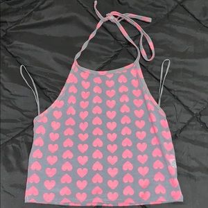 gray aeropostale halter crop top with pink hearts
